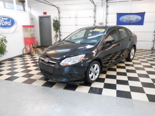 2013 ford focus se 12k no reserve salvage damaged rebuildable repairable