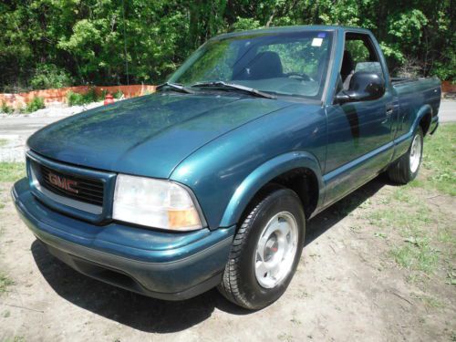 1998 gmc sonoma sls only104,981miles 4cylinder 2.2liter icecold air conditioning