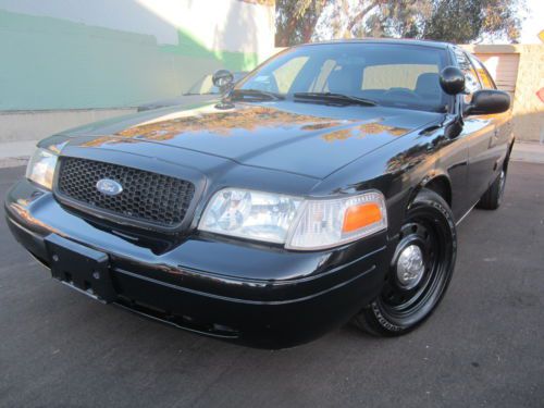 2009 ford crown victoria (p71) in great running conditions &amp; shape