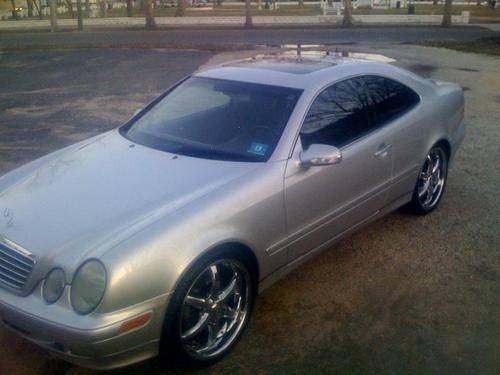 2002 mercedes-benz clk- class 320 coupe with sunroof 88,000 miles -silver