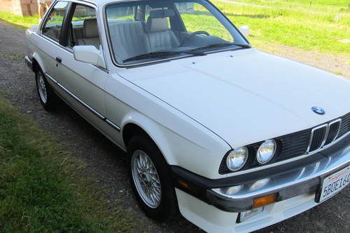1987 bmw 325is  very low miles