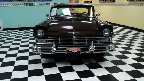 1957 ford fairlane 500