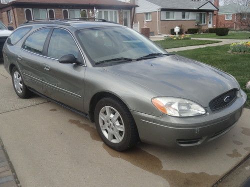 2004 ford taurus se wagon 4-door 3.0l low miles, low reserve