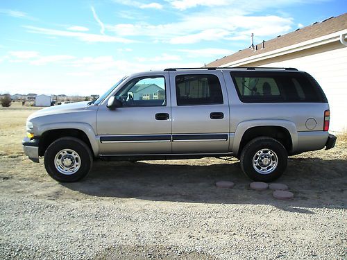 2003 chevrolet suburban with a duramax diesel and allison transmission cloth int