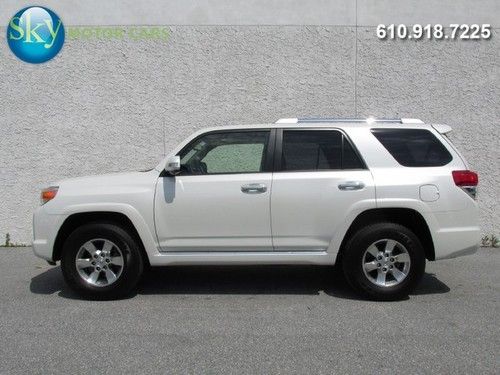 $37,293 msrp 4x4 convenience pkg moonroof 3rd row seat camera warranty 1-owner