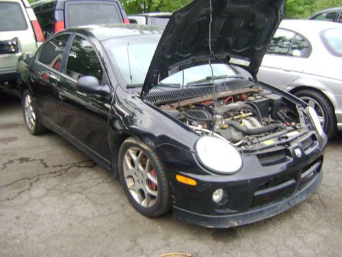 2004 dodge srt-4  some parts are missing cranks no start tow it away  ,has manua