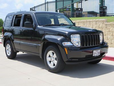 2012 jeep liberty sport low miles and carfax certified