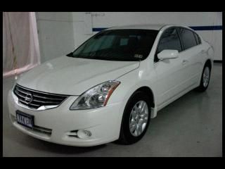 11 altima 2.5 s, 4 cylinder, auto, cloth, pwr equip, cruise, clean 1 owner!
