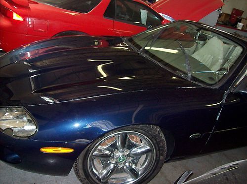 1998 jaguar xk8 base convertible 2-door 4.0l