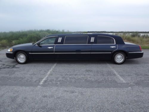 2001 lincoln town car stretch limo always privately owned