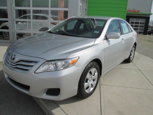 Toyota camry low miles 4 cylinder silver auto clear title all power sedan