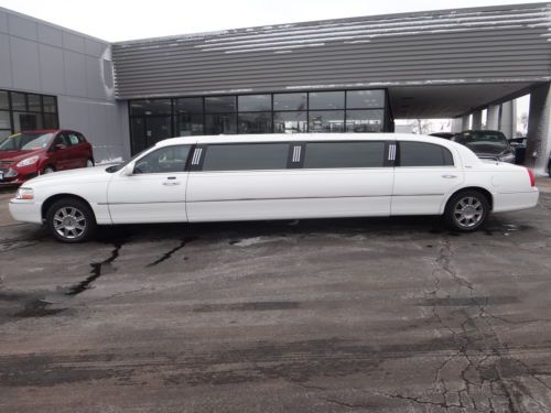 21,316 miles! j-seat! 120 stretch limo! one owner, no accidents! ready to work!