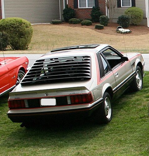 1979 ford mustang indy pace car