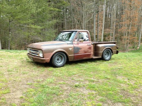 1967 chevrolet c-10 stepside! new wheels and tires! 350! automatic! lowered!