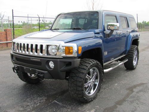 2006 hummer h3 - tons of chrome, 20" lexani wheels, 33" nitto tires, &amp; tuned pcm