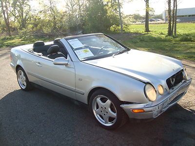 Clk320 convertible salvage rebuildable repairable wrecked project damaged fixer