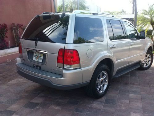 2005 lincoln aviator leather loaded mint