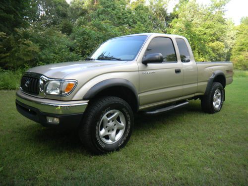 2004 toyota tacoma 4wd sr5 extended cab pickup trd off road 4x4