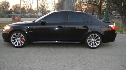 2007 bmw m5 6 speed black/black every option available - 40k miles - new tires