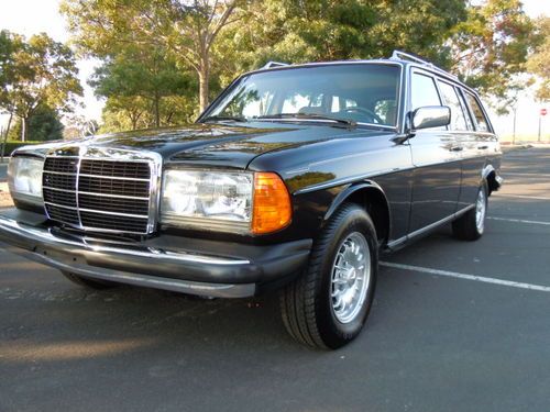 Beautiful 1985 mercedes benz 300tdt in rust free low mileage condition!!!!!!!!!!