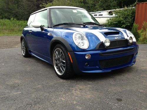 2005 mini cooper s jcw package 59k miles no accidents ever!