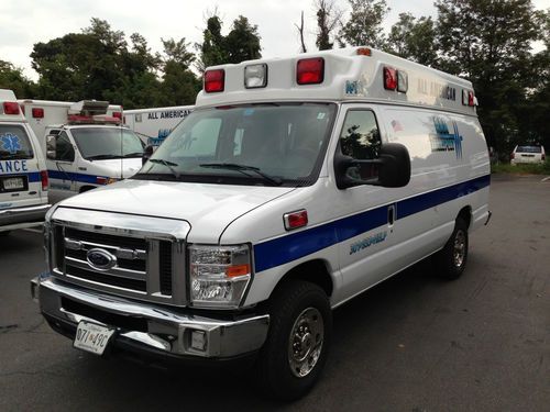 2011 ford e-350 medix ambulance like new! runs &amp; drives perfect.