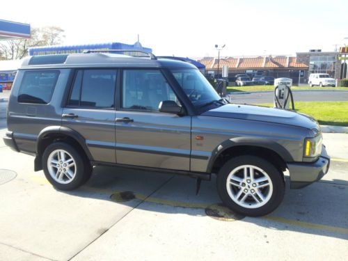 2003 land rover discovery se - clean - 4x4 - heated seats - dual moonroofs - 6cd