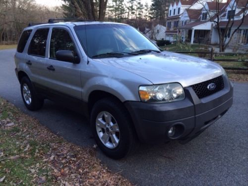 2005 ford escape v6xlt 4wd one owner runs perfect no reserve auction