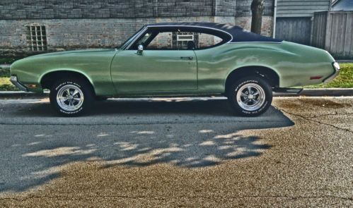 Rare. 1970 cutlass s rocket 350 mint! fastback coupe. all american muscle car!