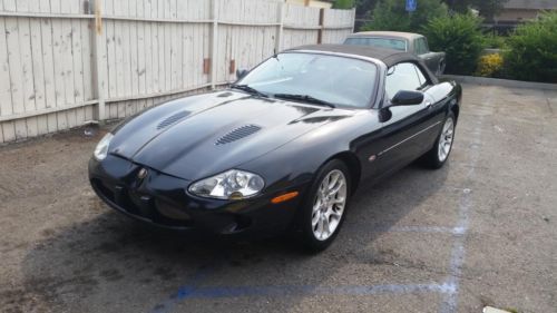 2000 jaguar xkr convertible supercharged fully loaded navi needs work!