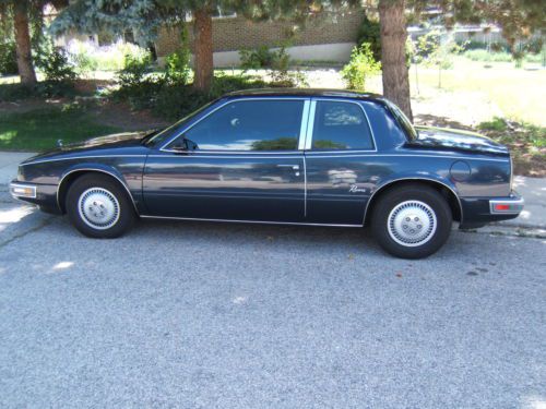 1988 buick riviera luxury coupe 2-door 3.8l/$6800.00