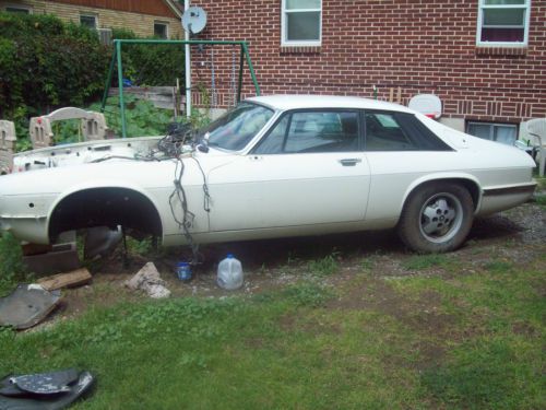 Jaguar xjs - project or for parts. mostly complete, but missing some pieces.
