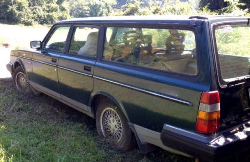 1993 volvo 240 classic wagon limited edition number 936 of the last 1600 made!