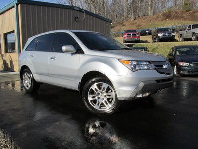3rd row, heated leather, power sunroof, low reserve, perfect carfax/autocheck