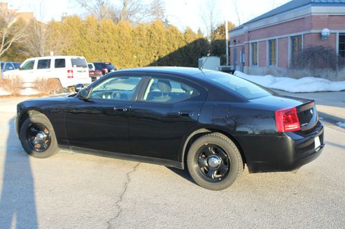 2008 dodge charger - retired police vehicle