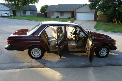 Mercedes 300d  1985
