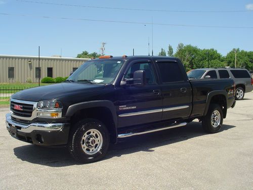 Htf-duramax (classic) 2500hd crewcab, 4x4 ,1 owner, no accidents, very nice !!!
