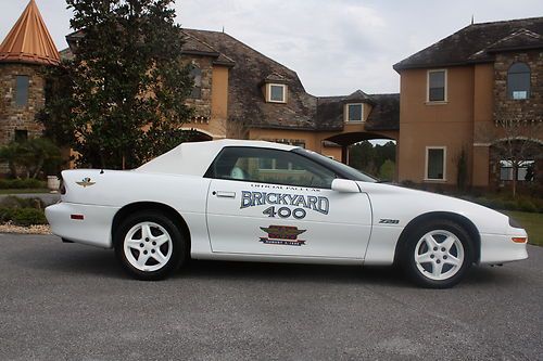 Camaro z28/ss brickyard 400 offical pace car/ 30 th anniversary edition