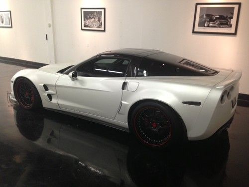 2007 chevrolet corvette z06  with 1100 rwhp heavily modified and done right
