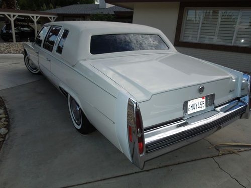 1979 cadillac fleetwood base limousine 4-door 7.0l