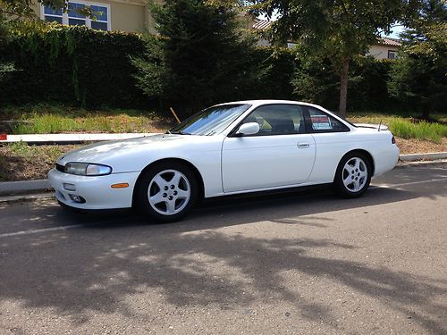 1996 nissan 240sx se coupe 2-door 2.4l with auto trans - $$$$ invested l@@k!!!