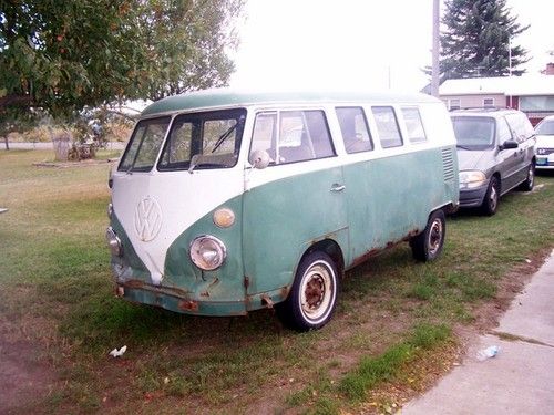 1965 velvet green 11 window kombi split bus