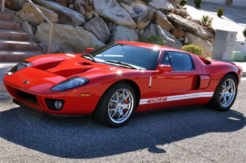 &#039;05 ford gt - mint showroom condition w/ only 859 miles - all original paperwork