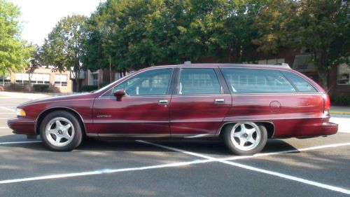 1991 chevrolet caprice wagon (heavenly clean)