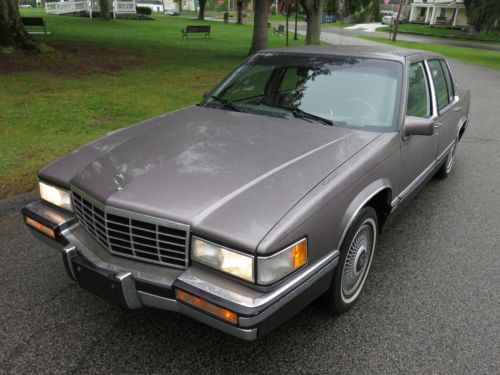 1993 cadillac deville very low miles one owner no reserve gorgeous car-