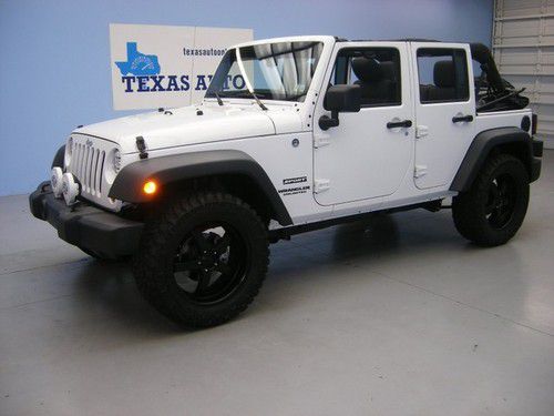 We finance!!!  2011 jeep wrangler unlimited sport 4x4 auto soft top 20 rims 1own