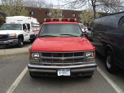 1999 chevy tahoe (government owned with lifeguard/beach patrol decals)