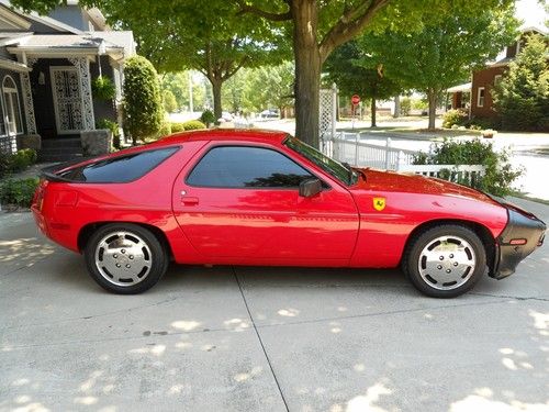 1986(1/2) guards red!! originally fl/ga car!! virtually rust-free!! drive home!!