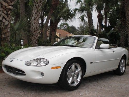 Jaguar xk8 convertible white/tan! florida car! adult owner!1997