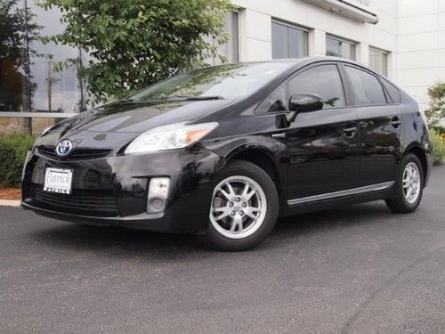 2011 prius iv great condition heated seats jbl sound one owner warranty + more